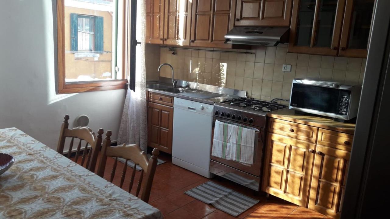 Venice Apartment Near Station Santa Lucia Two Bedroom Exterior foto