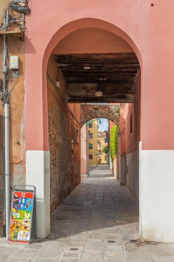 Venice Apartment Near Station Santa Lucia Two Bedroom Exterior foto