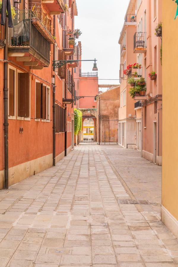 Venice Apartment Near Station Santa Lucia Two Bedroom Exterior foto